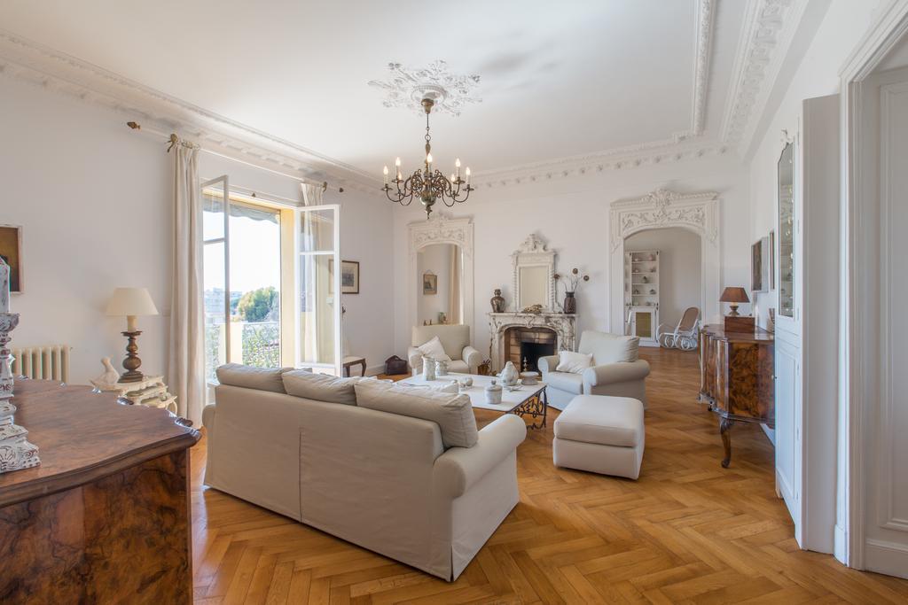 Penthouse Lou Lou By Ivillamia Com Apartment